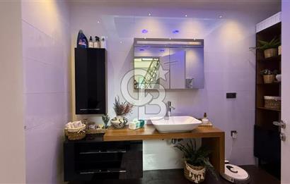 Bornova Atatürk Mah. Homeros Vadisi Manzaralı 7+1 Satılık Villa