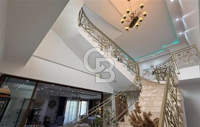 Bornova Atatürk Mah. Homeros Vadisi Manzaralı 7+1 Satılık Villa
