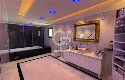 Bornova Atatürk Mah. Homeros Vadisi Manzaralı 7+1 Satılık Villa