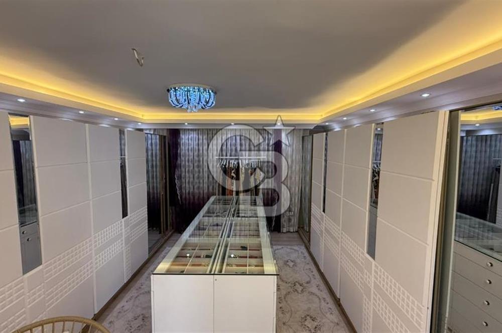 Bornova Atatürk Mah. Homeros Vadisi Manzaralı 7+1 Satılık Villa