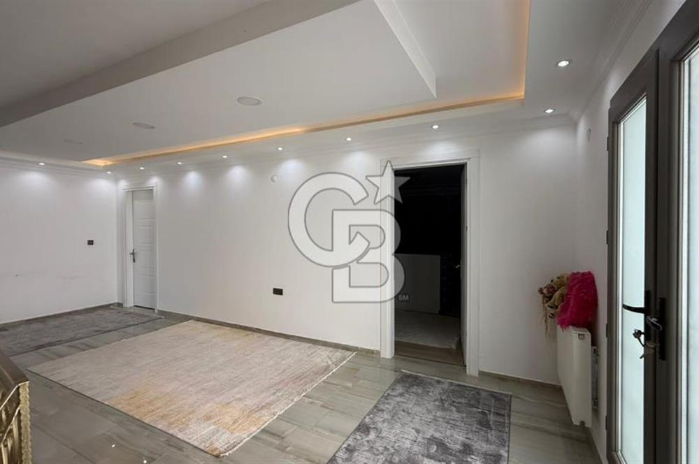 Bornova Atatürk Mah. Homeros Vadisi Manzaralı 7+1 Satılık Villa
