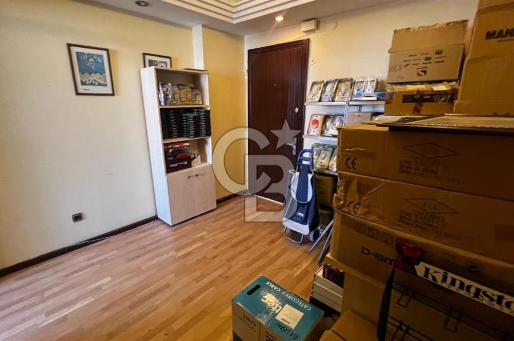 Kadıköy Yazıcıoğlu İş Hanında Ofis