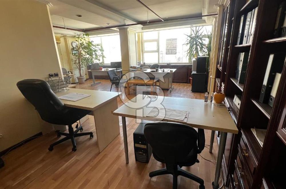 Kadıköy Yazıcıoğlu İş Hanında Ofis