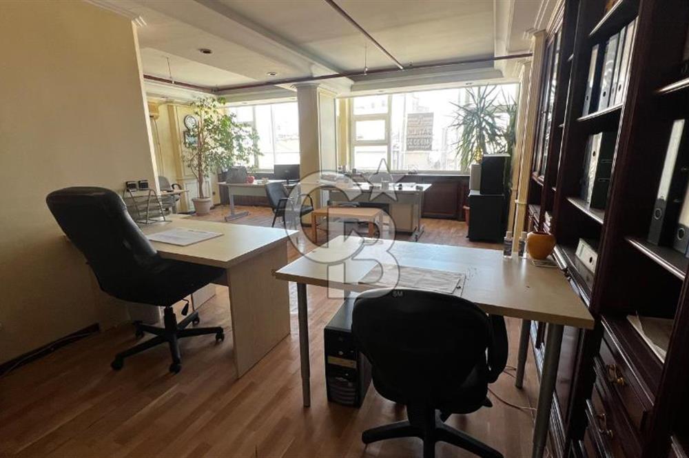 Kadıköy Yazıcıoğlu İş Hanında Ofis