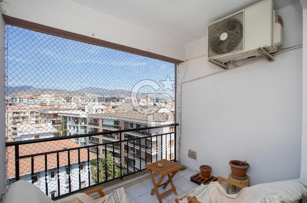 Karşıyaka Dedebaşı Mh.Ordu Bulvarı Üzeri 3+1 Arakat Satılık Daire