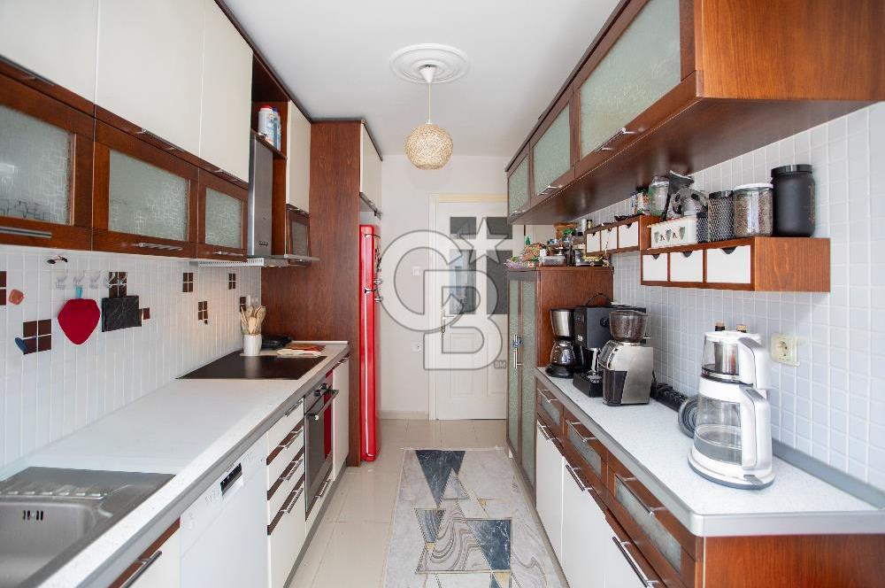 Karşıyaka Dedebaşı Mh.Ordu Bulvarı Üzeri 3+1 Arakat Satılık Daire