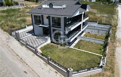 KAZIM KARABEKİR'DE ŞIK VE MODERN 5+2 LÜKS FIRSAT İKİZ VİLLA