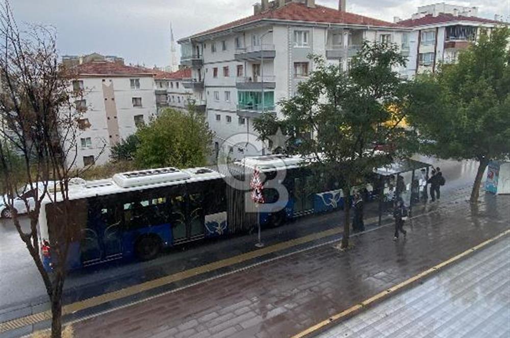 Pursaklar Zeytindalı Sitesi’nde Panoramik Şehir Manzaralı, Prestijli ve Lüks Daire