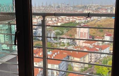 Pursaklar Zeytindalı Sitesi’nde Panoramik Şehir Manzaralı, Prestijli ve Lüks Daire