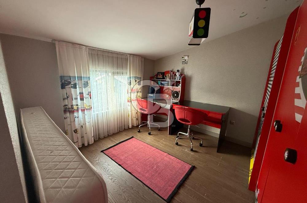 GÖL VİLLA MOGAN SİTESİNDE 5+2 FIRSAT SATILIK VİLLA