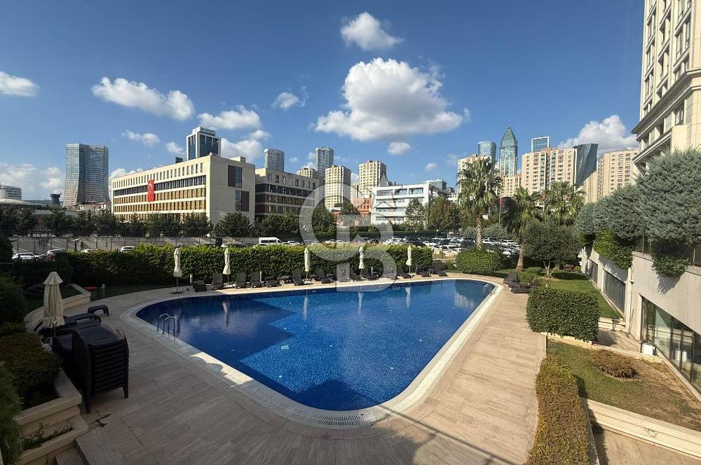 Deluxia Suites'te Havuz Cepheli 1+1 Kiralık