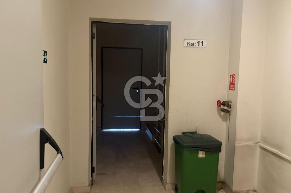 Deluxia Suites'te Havuz Cepheli 1+1 Kiralık
