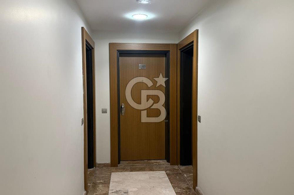 Deluxia Suites'te Havuz Cepheli 1+1 Kiralık