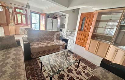 FIRSAT !! İpekkum Plajında 5+1 Tadilatlı Tripleks Bahçeli Villa