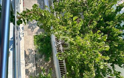 FIRSAT !! İpekkum Plajında 5+1 Tadilatlı Tripleks Bahçeli Villa