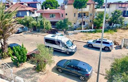 FIRSAT !! İpekkum Plajında 5+1 Tadilatlı Tripleks Bahçeli Villa