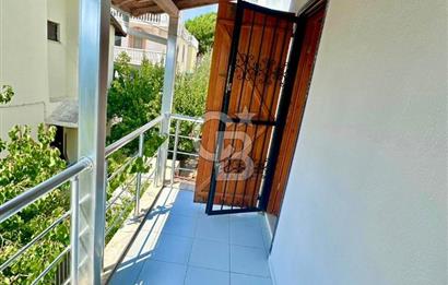FIRSAT !! İpekkum Plajında 5+1 Tadilatlı Tripleks Bahçeli Villa