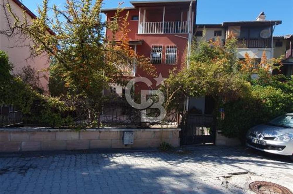 Koru Mahallesinde Huzur Dolu Kiralık 4+2 Geniş Villa 