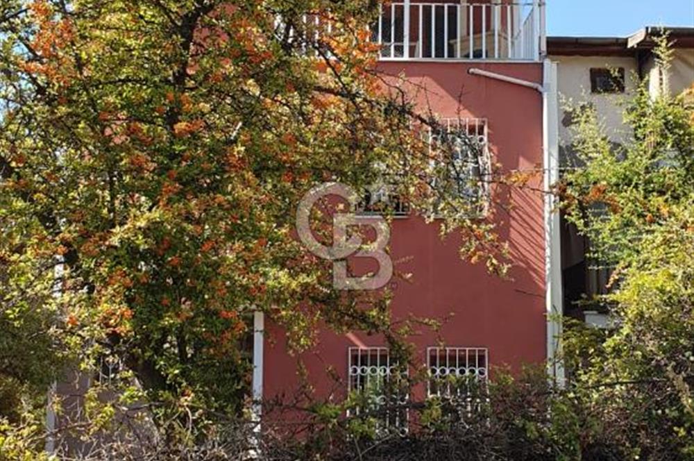 Koru Mahallesinde Huzur Dolu Kiralık 4+2 Geniş Villa 