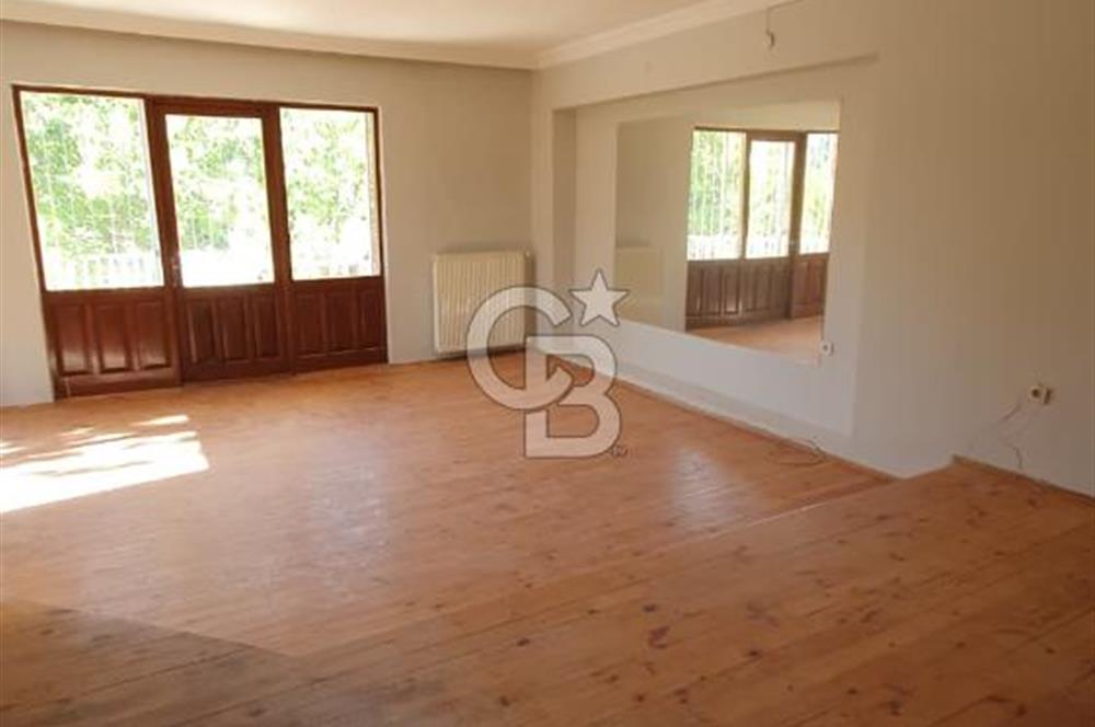 Koru Mahallesinde Huzur Dolu Kiralık 4+2 Geniş Villa 