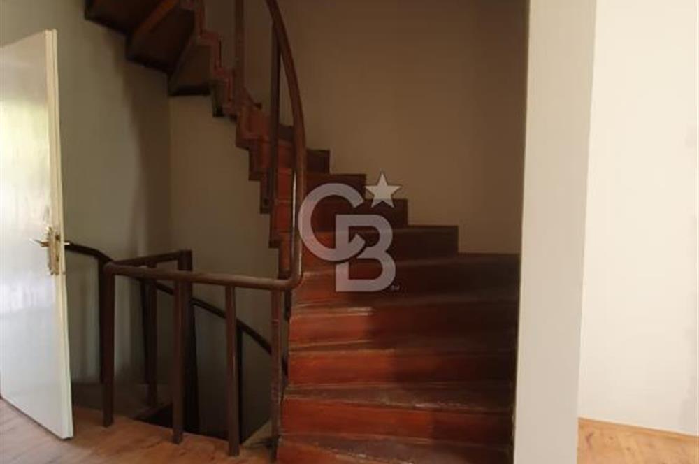 Koru Mahallesinde Huzur Dolu Kiralık 4+2 Geniş Villa 