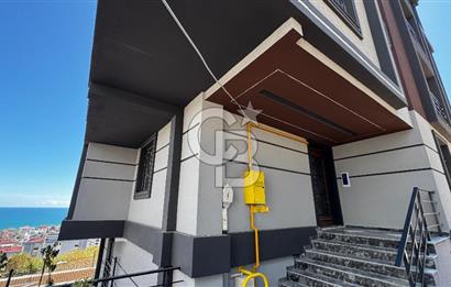 Yenimahalle'de Geniş Kullanım Alanına Sahip Deniz Manzaralı Fırsat 1+1 Daire 