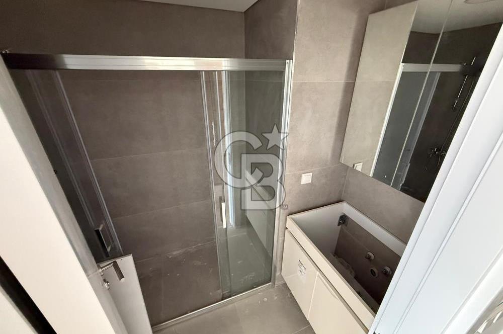 FGM Ramada’da Yüksek Değerli Plaza Katı Ofis – Havalimanına “2 Dakika”