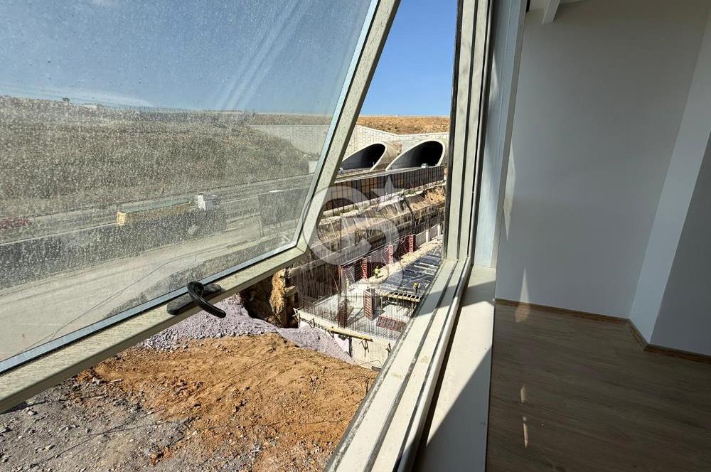 FGM Ramada’da Yüksek Değerli Plaza Katı Ofis – Havalimanına “2 Dakika”