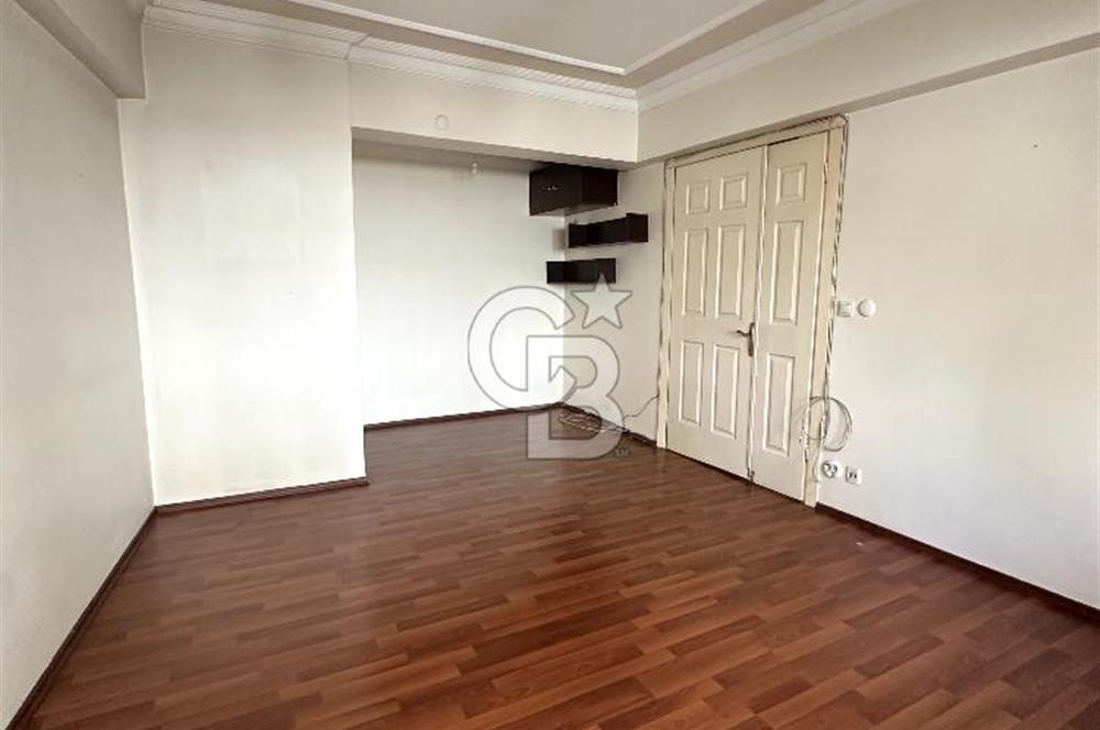 FENERYOLUNDA SATILIK 2+1 DAİRE 