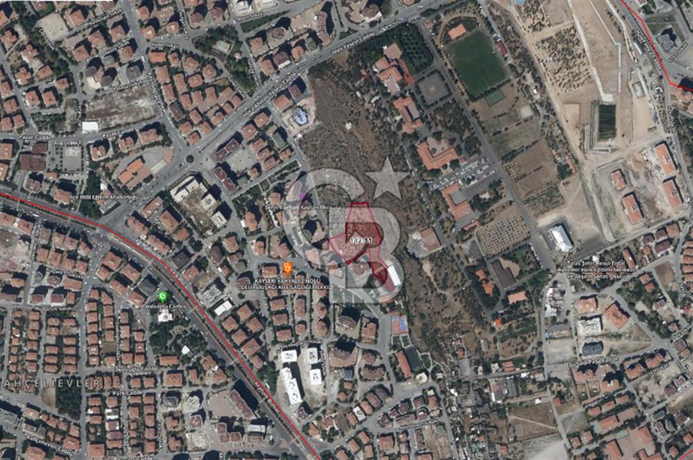 Talas Jandarma Yanında 1.5 Emsalli Konut Parseli İçinde Hisse