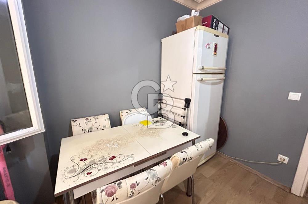 SAFA MAHALLESİ SATILIK 2+1 ETRAFI AÇIK SATILIK DAİRE