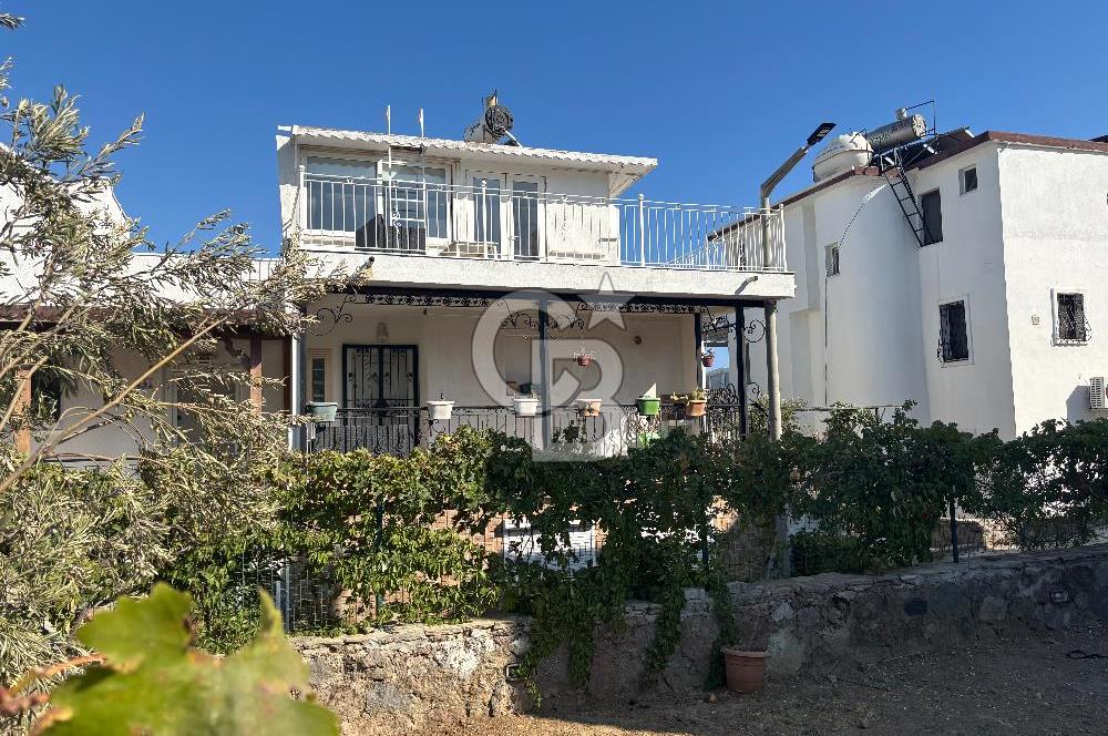 BODRUM BİTEZ'DE SATILIK HAVUZLU, DENİZ MANZARALI TRİPLEKS VİLLA
