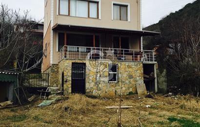 Şile İsaköy Mahalle sinde Satılık 3 Katlı Müstakil Ev