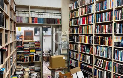BEYOĞLU ASLIHAN PASAJI'NDA, GİRİŞ KAT, SATILIK DÜKKAN