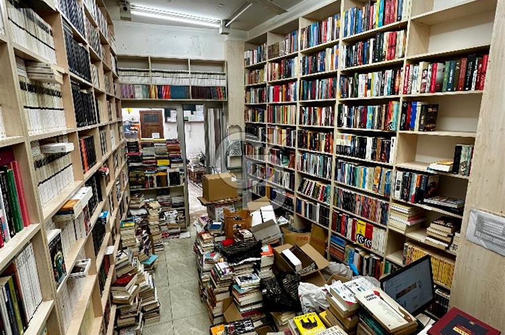 BEYOĞLU ASLIHAN PASAJI'NDA, GİRİŞ KAT, SATILIK DÜKKAN