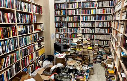 BEYOĞLU ASLIHAN PASAJI'NDA, GİRİŞ KAT, SATILIK DÜKKAN