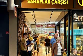 BEYOĞLU ASLIHAN PASAJI'NDA, GİRİŞ KAT, SATILIK DÜKKAN
