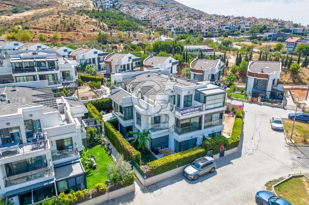 KAHRAMANDERE'DE KİRALIK 3+1 EBEVEYN BANYOLU ÇATI DUBLEKSİ