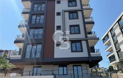 Yenimahalle'de Geniş Kullanım Alanına Sahip Deniz Manzaralı Fırsat 2+1 Daire