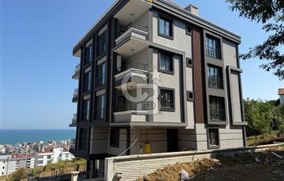 Yenimahalle'de Geniş Kullanım Alanına Sahip Deniz Manzaralı Fırsat 2+1 Daire