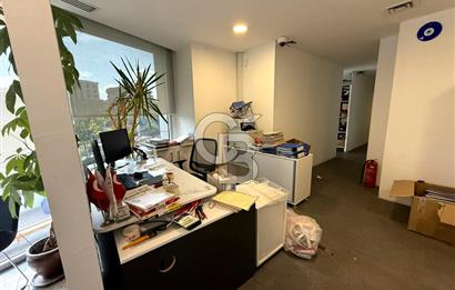 Ataşehir Finans Merkezi'ne Komşu Şerifali'de Kiralık Depolu Dükkan