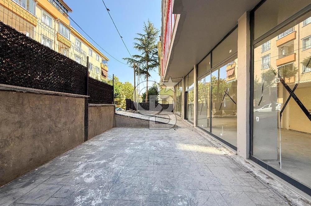 Pendik Esenyalı’da Evora’ya Yakın, Geniş Cepheli Kiralık Dükkan – Birçok İş Koluna Uygun