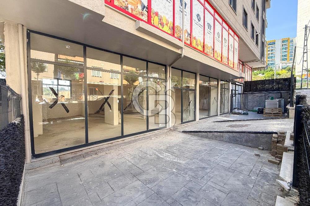 Pendik Esenyalı’da Evora’ya Yakın, Geniş Cepheli Kiralık Dükkan – Birçok İş Koluna Uygun