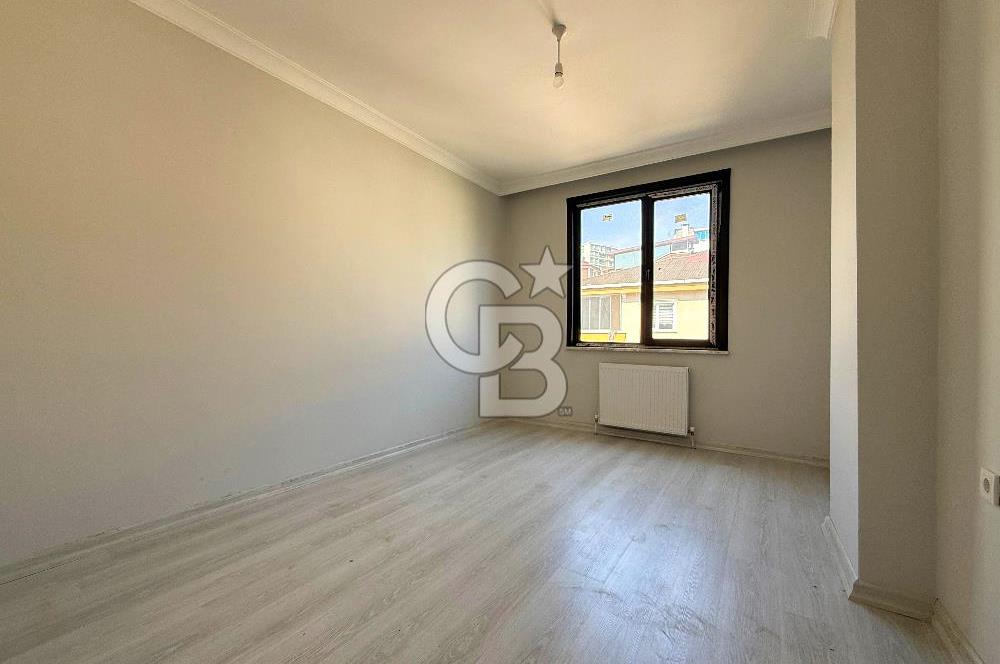 Pendik Esenyalı’da Sıfır Köşe Binada Geniş 3+1 – Çift Banyolu, Balkonlu, Kapalı Otoparklı