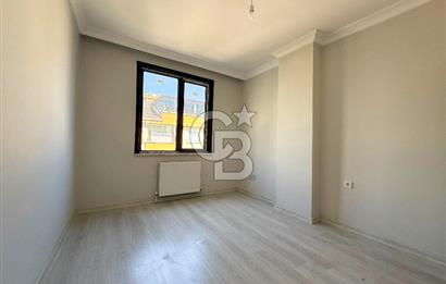 Pendik Esenyalı’da Sıfır Köşe Binada Geniş 3+1 – Çift Banyolu, Balkonlu, Kapalı Otoparklı