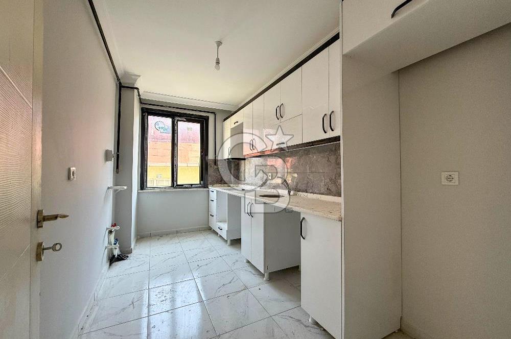 Pendik Esenyalı’da Sıfır Köşe Binada Geniş 3+1 – Çift Banyolu, Balkonlu, Kapalı Otoparklı