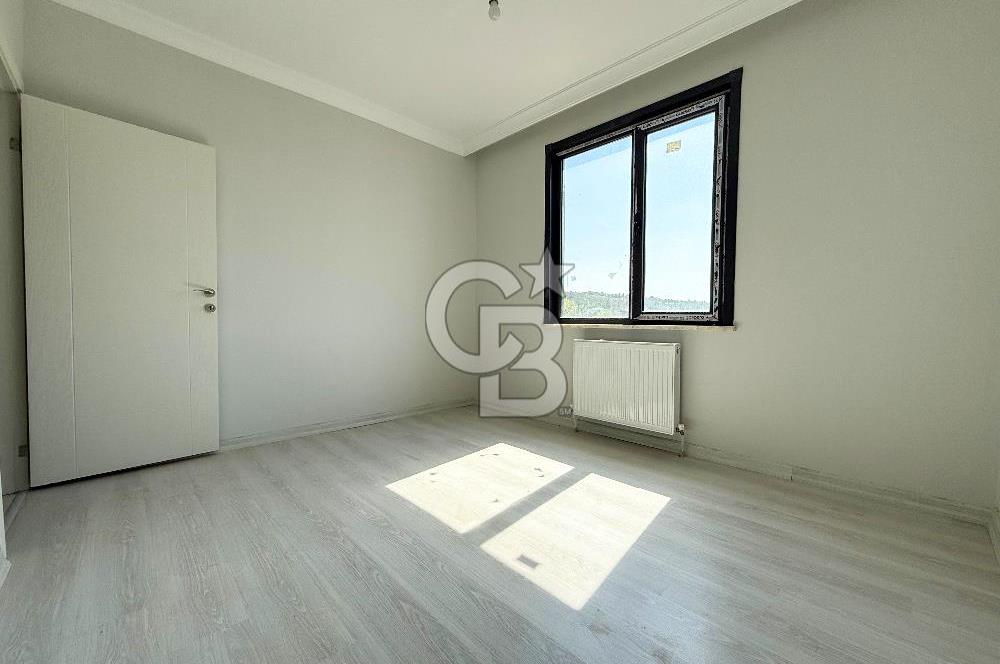 Pendik Esenyalı’da Sıfır Köşe Binada Geniş 3+1 – Çift Banyolu, Balkonlu, Kapalı Otoparklı