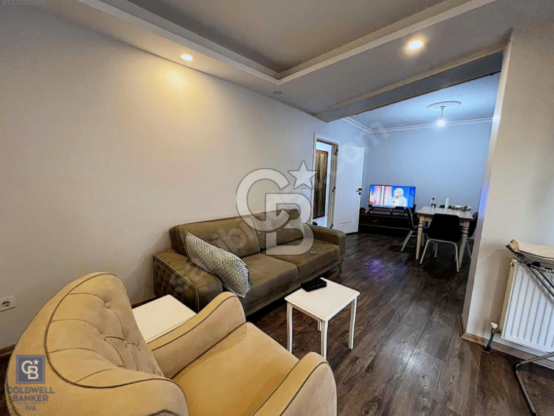 Kemerburgaz meydanda satılık İSKANLI 1+1 daire