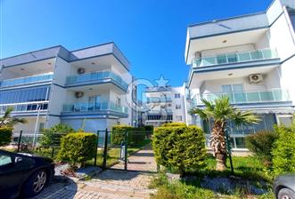 KUŞADASI DAVUTLAR SİTE İÇİNDE SAHİLE YAKIN YENİ 1+1 SATILIK DAİRE 