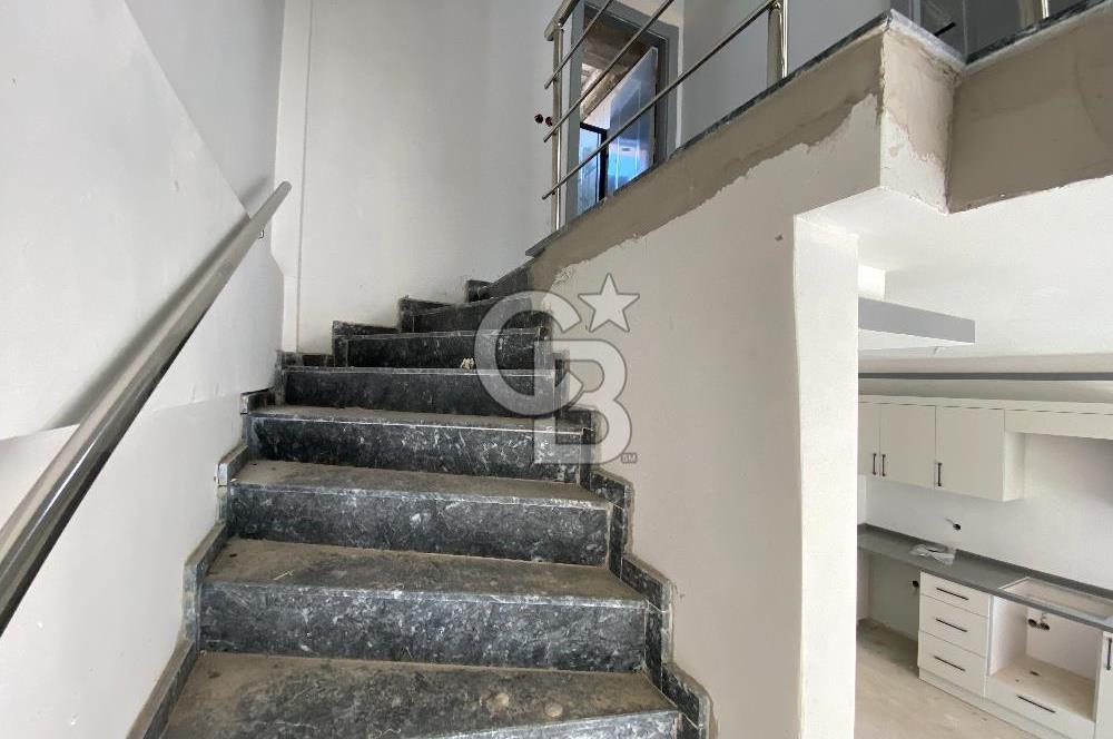 MUSELAND- VİLLAKENT'TE SATILIK 3+1 HAVUZLU VE BAHÇELİ VİLLA